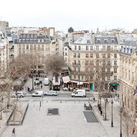 De Ville - Marais Apartment *